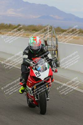 media/Mar-20-2023-Moto Forza (Mon) [[d0bbc59e78]]/Around the Pits/